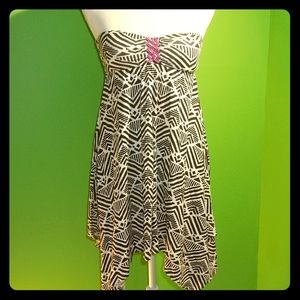 Super Cute Strapless Black and White Roxy Sundress